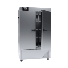 KK 400 Climatic Chamber opened doors SS