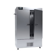 KKS 750 Climatic Chamber closed doors SS